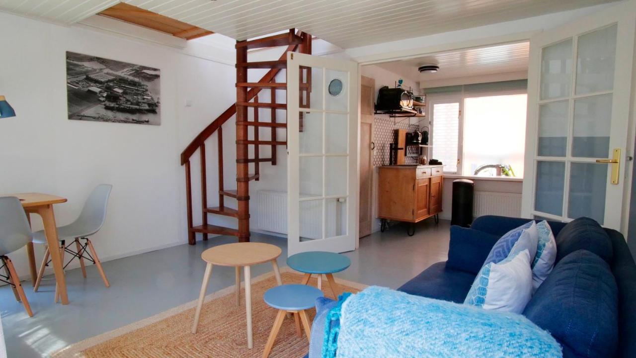 Houseboat Apartment With Water Terrace, Free Parking, Free Bikes & Fast Wifi Amsterdam Exteriör bild